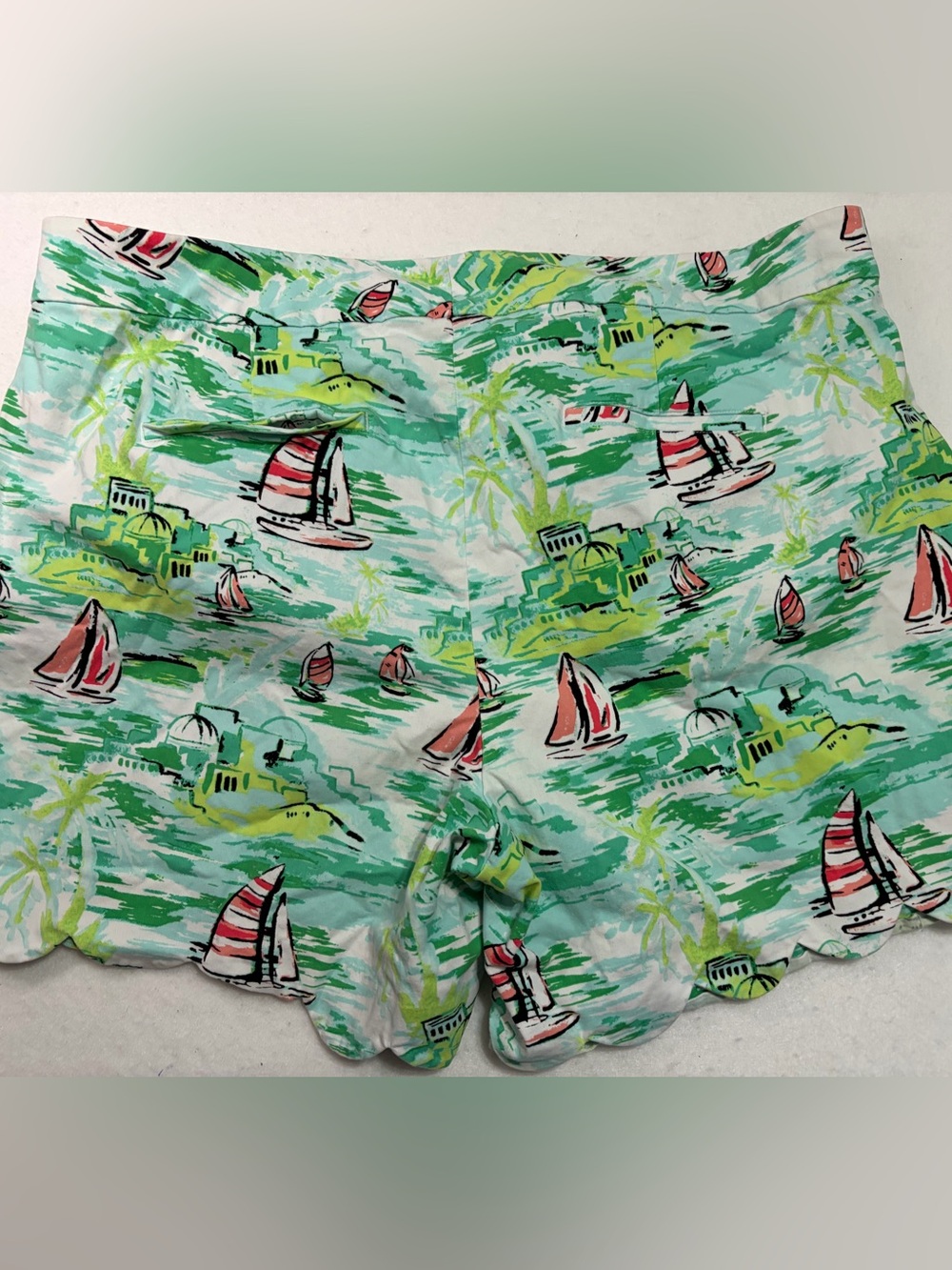 crown & ivy Mint, Coral & Black Patterned Short with scalloped hem - Picture 3 of 3